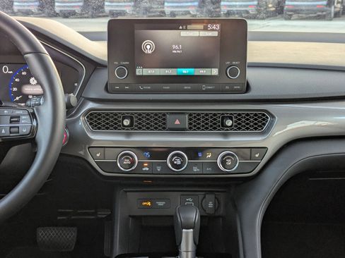 Certified 2025 Acura Integra image 18