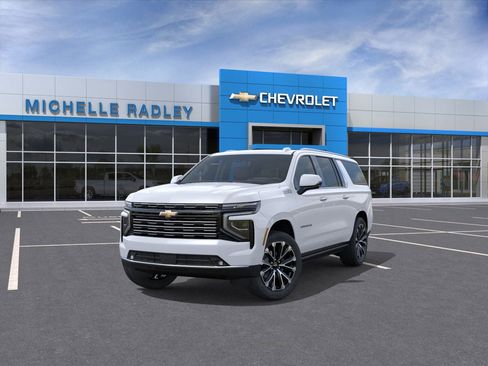 New 2026 Chevrolet Suburban High Country image 8