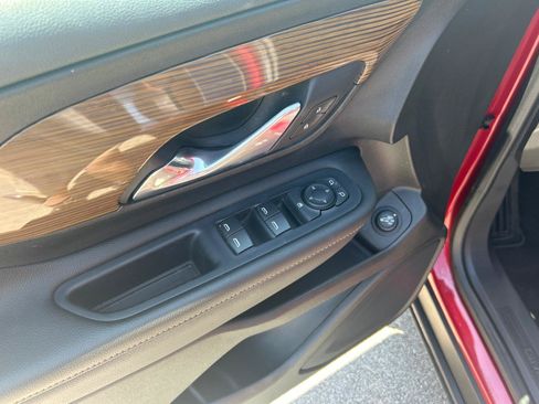 Used 2020 GMC Terrain SLE w/ Driver Convenience Package FWD image 12