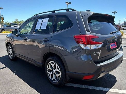 Used 2023 Subaru Forester Premium AWD/4WD image 5