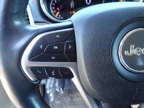 Used 2018 Jeep Grand Cherokee Limited w/ Luxury Group II image 17