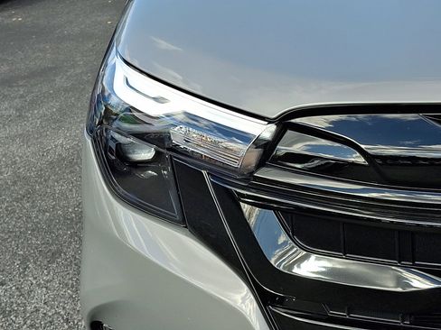 Used 2025 Subaru Forester Sport image 9