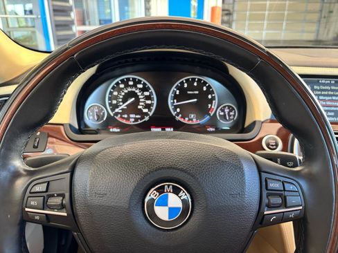 Used 2012 BMW 750Li image 16