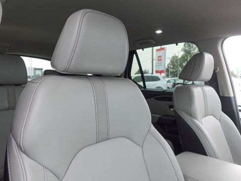Used 2024 Honda Pilot EX-L image 15