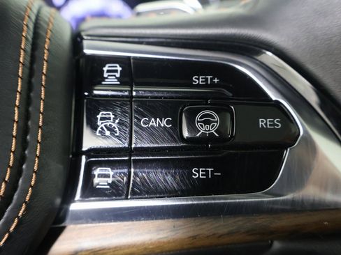 Used 2022 Jeep Grand Cherokee Summit w/ Adv Protech Group IV image 29