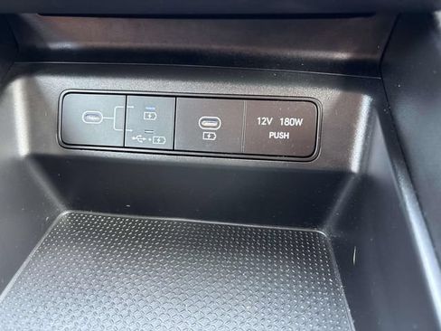 Certified 2025 Hyundai Tucson SE AWD/4WD image 30