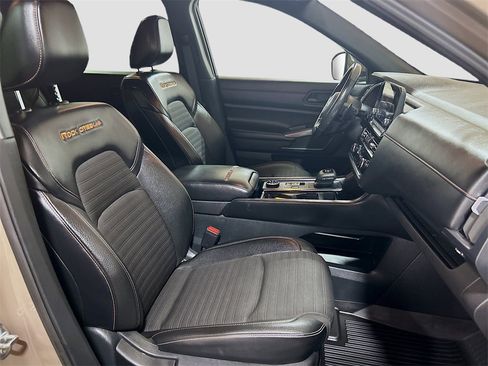 Used 2024 Nissan Pathfinder Rock Creek image 26