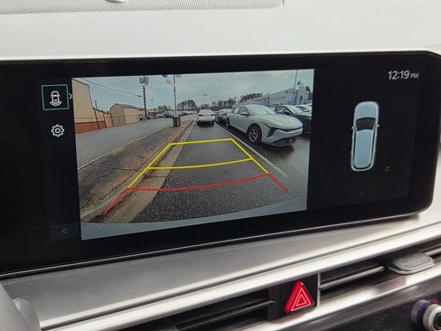 Used 2025 Kia Sorento S w/ Panoramic Sunroof Package image 18