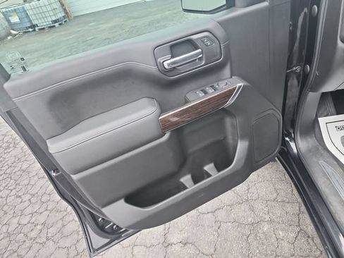 Used 2020 GMC Sierra 1500 Elevation w/ Elevation Value Package AWD/4WD image 10