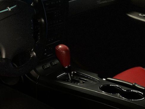 Used 2005 Ford Thunderbird RWD image 30