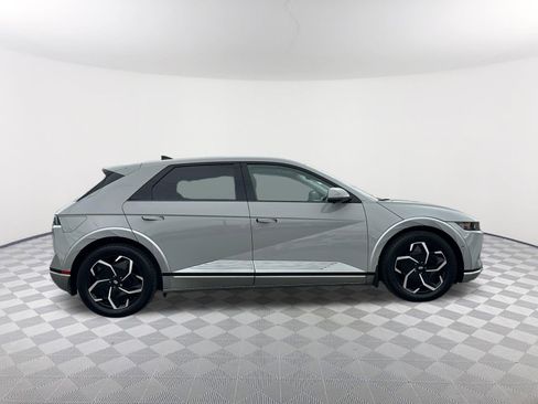Used 2024 Hyundai Ioniq 5 Limited image 6