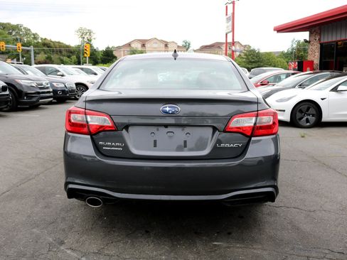 Used 2019 Subaru Legacy 2.5i Premium image 3