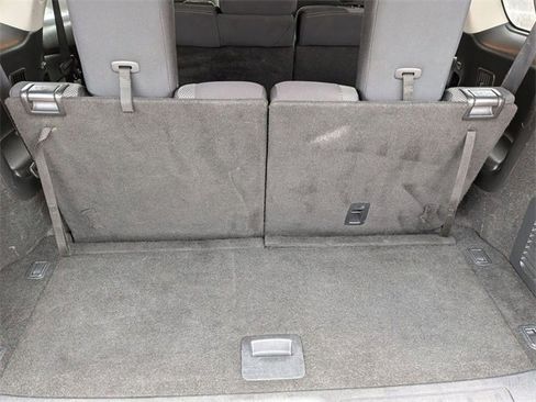 Used 2019 Nissan Pathfinder S image 27