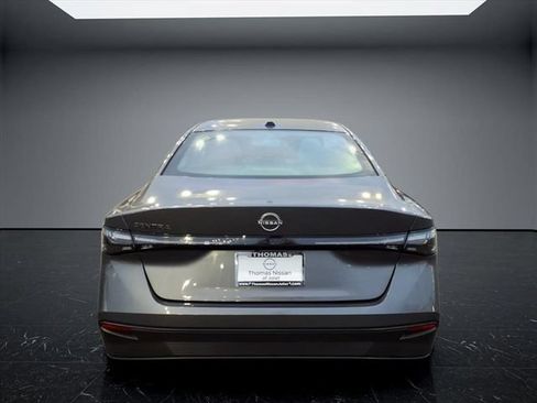 Certified 2026 Nissan Sentra SV w/ SV Convenience Package FWD image 4