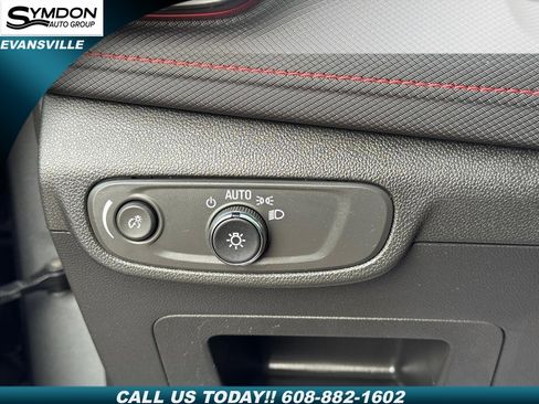 Used 2024 Chevrolet TrailBlazer RS w/ Convenience Package image 19