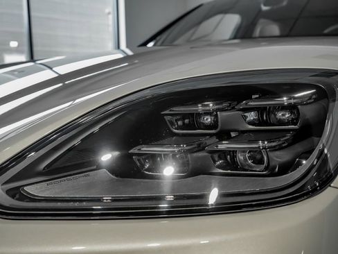 New 2026 Porsche Cayenne image 34