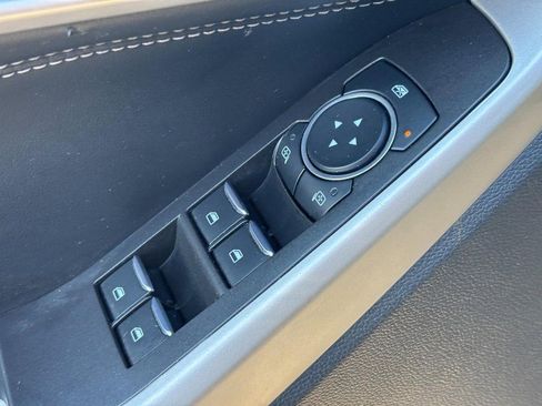 Used 2023 Ford Explorer XLT w/ Equipment Group 202A image 18