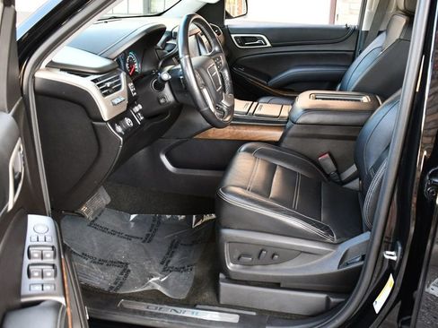 Used 2018 GMC Yukon Denali w/ Denali Ultimate Package image 41