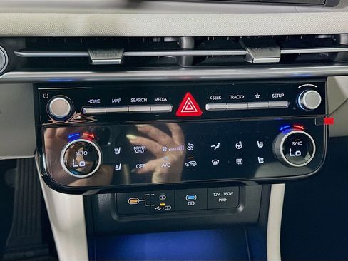 New 2026 Hyundai Tucson Limited image 14