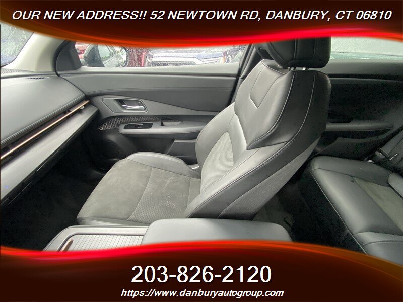 Used 2025 Nissan Ariya AWD image 19