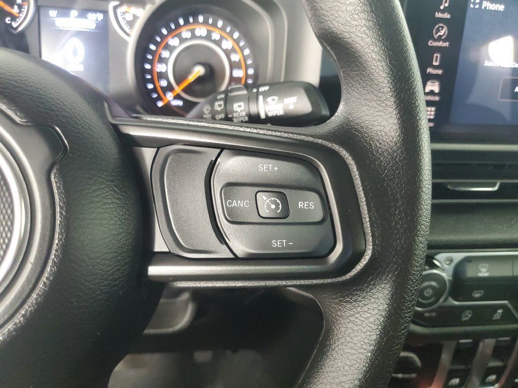 Used 2026 Jeep Wrangler Sport AWD/4WD image 25
