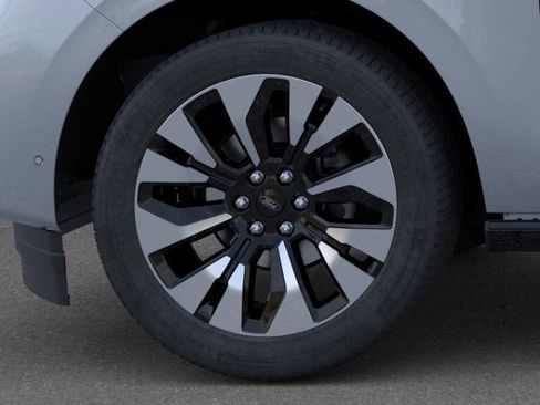 New 2025 Ford Expedition Max Platinum w/ Platinum Ultimate Package image 19