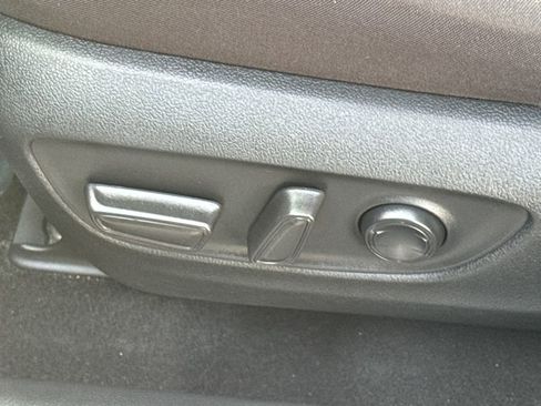 Used 2023 Toyota RAV4 XLE image 45