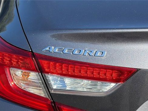 Used 2020 Honda Accord LX image 11