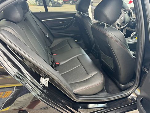 Used 2018 BMW 330i xDrive Sedan w/ Convenience Package AWD/4WD image 22