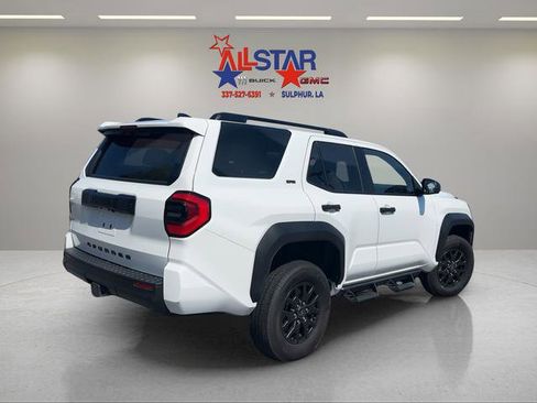 Used 2025 Toyota 4Runner SR5 RWD image 7
