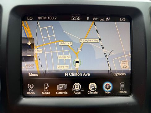 Used 2015 Jeep Cherokee Limited w/ Luxury Group AWD/4WD image 46