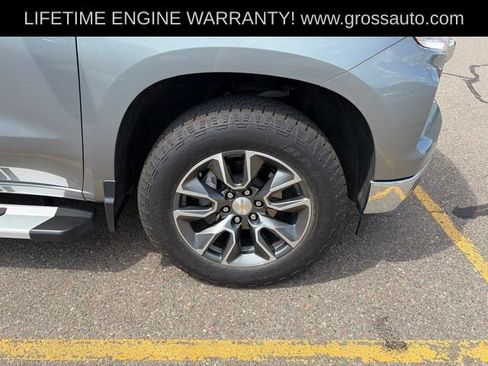 Used 2024 Chevrolet Silverado 1500 LT AWD/4WD image 8