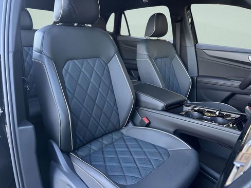 New 2026 Volkswagen Atlas Cross Sport SEL Premium R-Line image 26