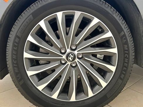Used 2023 Hyundai Palisade Calligraphy AWD/4WD image 9