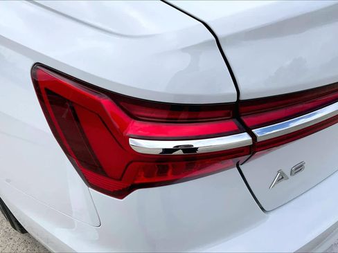 Used 2022 Audi A6 Premium Plus image 28