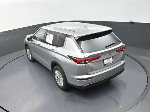 Used 2022 Mitsubishi Outlander ES AWD/4WD image 15