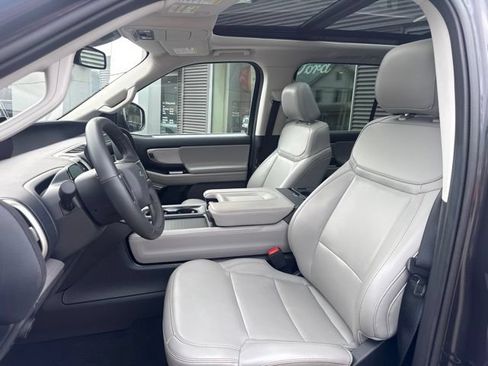 Certified 2025 Ford Expedition Max Active AWD/4WD image 17