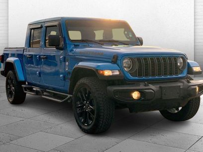 Used 2025 Jeep Gladiator Sport