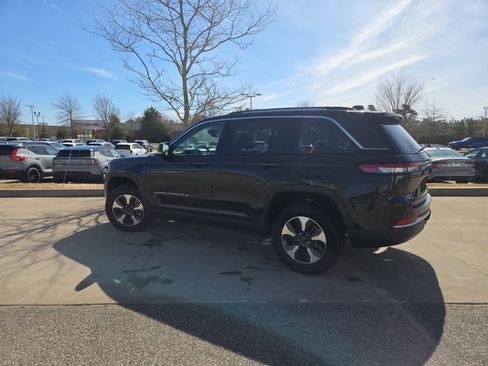 Used 2024 Jeep Grand Cherokee Limited 4xe w/ Trailer Tow Package image 4