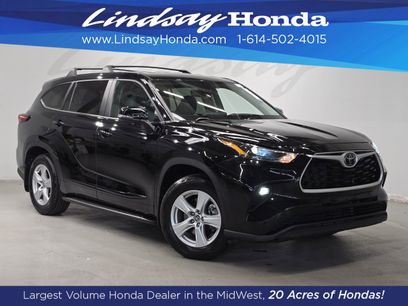 Used 2024 Toyota Highlander LE