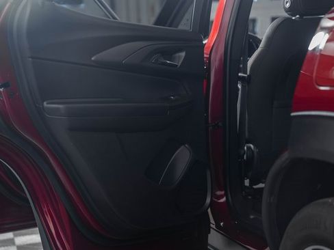 Used 2025 Chevrolet TrailBlazer LT w/ LT Cold Weather Package image 31