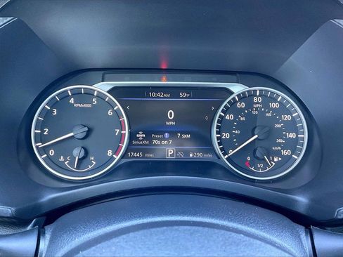 Used 2024 Nissan Sentra SR w/ SR Premium Package image 12