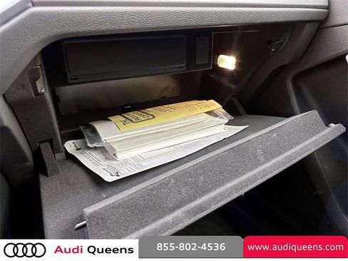 Certified 2022 Audi Q3 2.0T Premium Plus w/ Premium Plus Package image 29