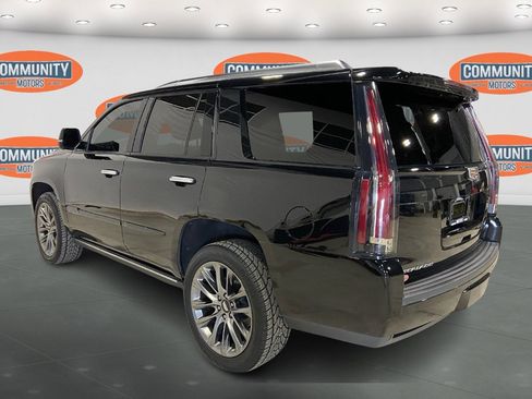 Used 2019 Cadillac Escalade Premium Luxury w/ Escalade Sport Edition image 5