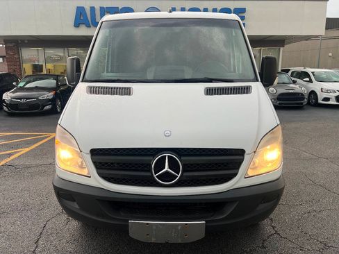 Used 2012 Mercedes-Benz Sprinter 2500 w/ Premium Pkg image 5