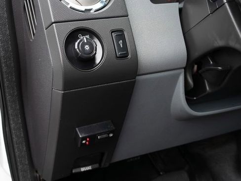 Used 2015 Ford F550 4x4 Crew Cab Super Duty image 13