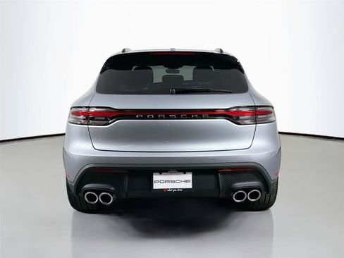 Certified 2026 Porsche Macan AWD/4WD image 6