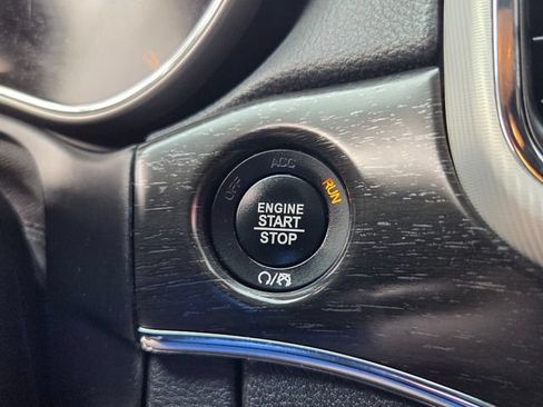 Used 2018 Jeep Grand Cherokee Limited AWD/4WD image 28