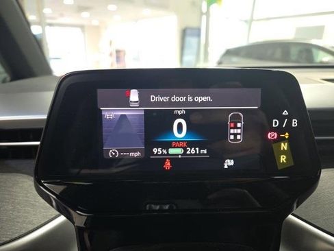 New 2025 Volkswagen ID. Buzz Pro S image 17