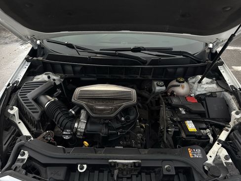 Used 2019 Cadillac XT5 Luxury image 31